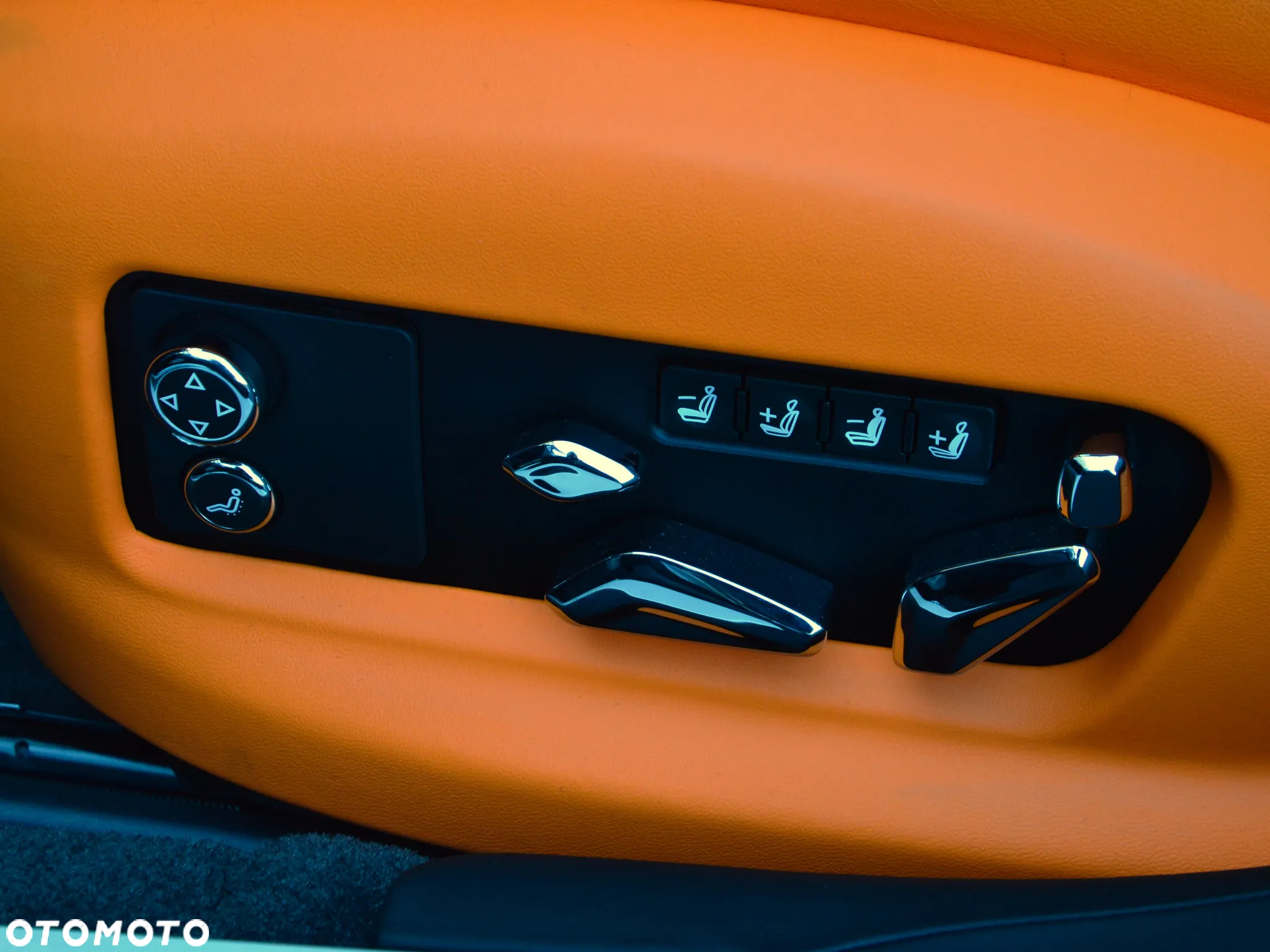 Bentley Flying Spur W12 S - 18