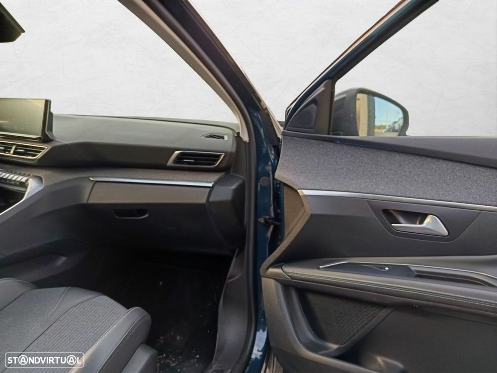 Peugeot 3008 1.6 Hybrid4 Allure Pack e-EAT8 - 27