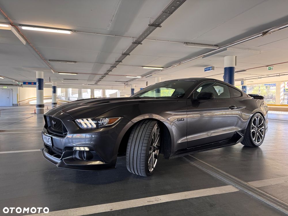 Ford Mustang 5.0 V8 GT - 17