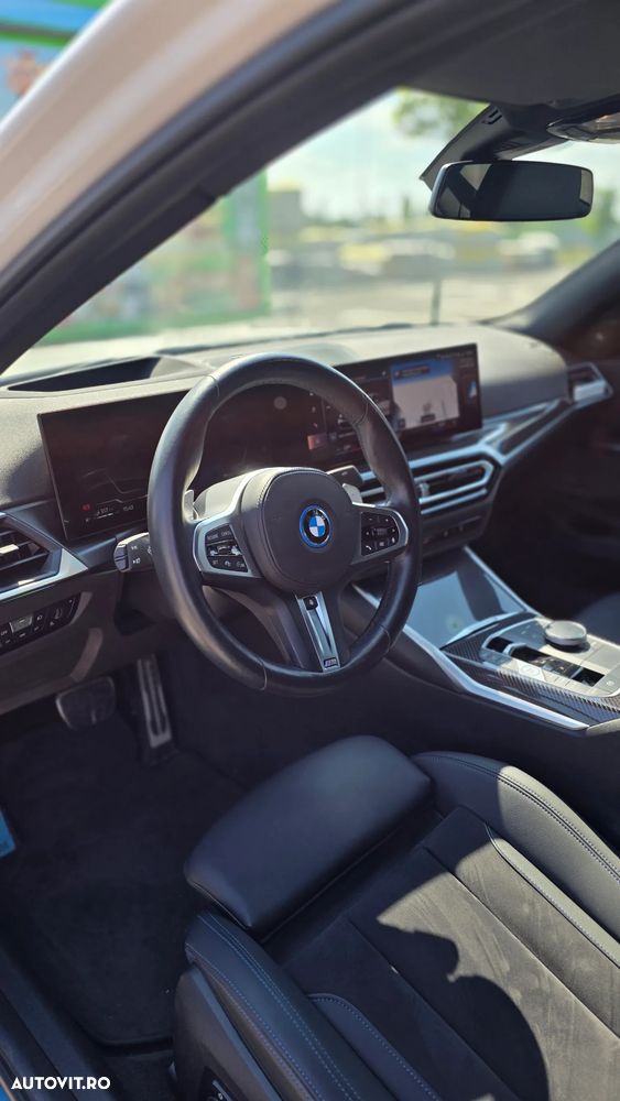 BMW Seria 3 330e xDrive Aut. M Sport - 22
