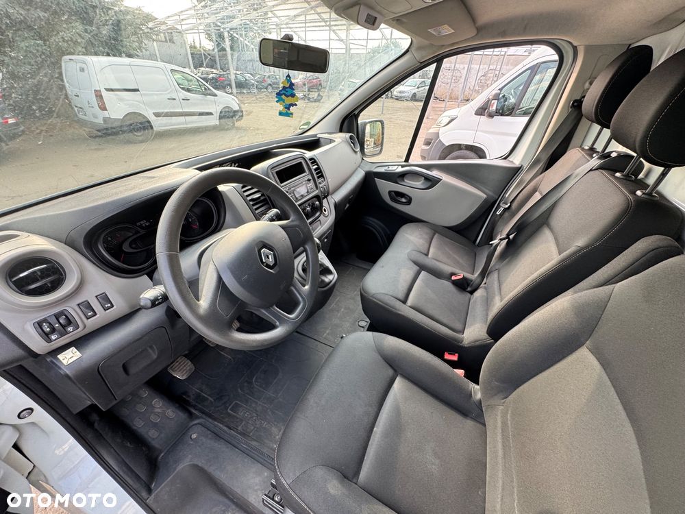 Renault TRAFIC - 17
