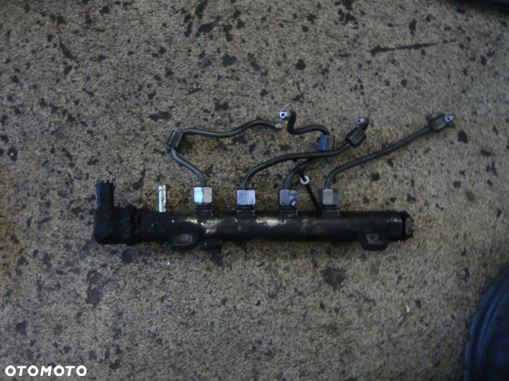 listwa wtryskowa 0445214057 opel astra h vectra c - 1