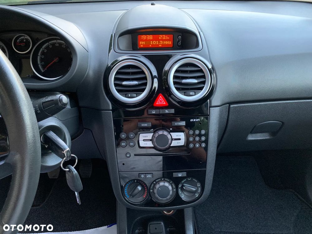Opel Corsa 1.4 16V Navi - 30