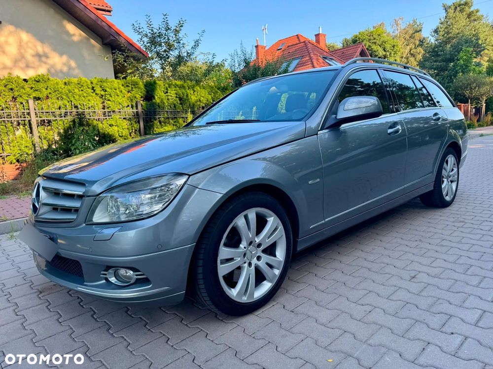 Mercedes-Benz Klasa C 320 CDI DPF 4Matic 7G-TRONIC Avantgarde - 1