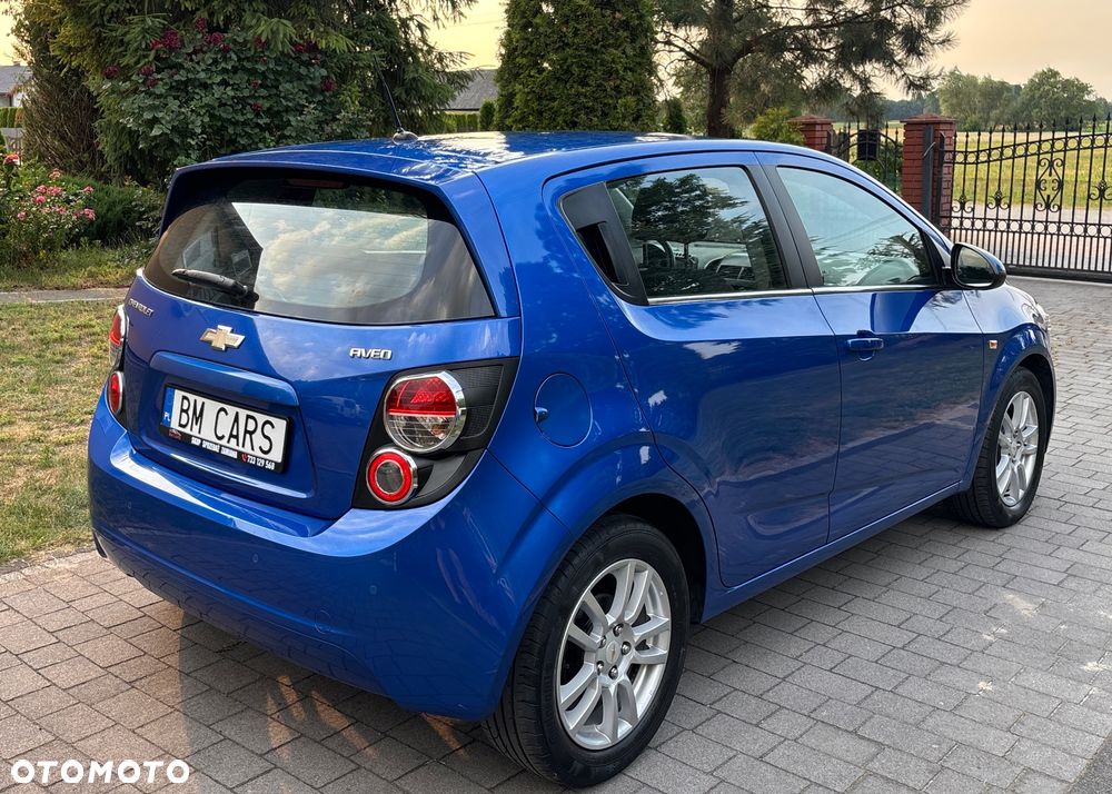 Chevrolet Aveo 1.6 LTZ S/S - 19