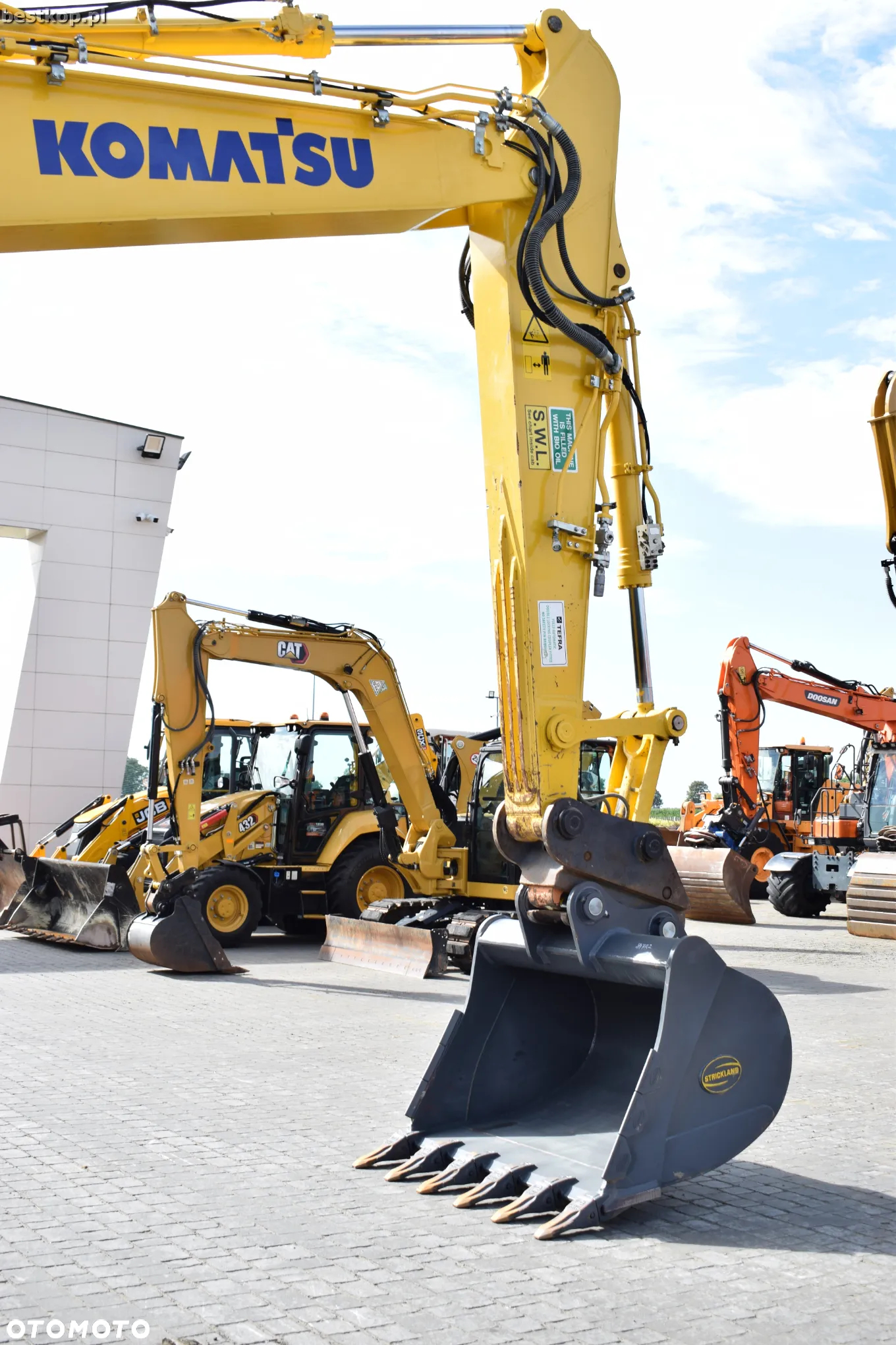 Komatsu PC210LC-11 - 14