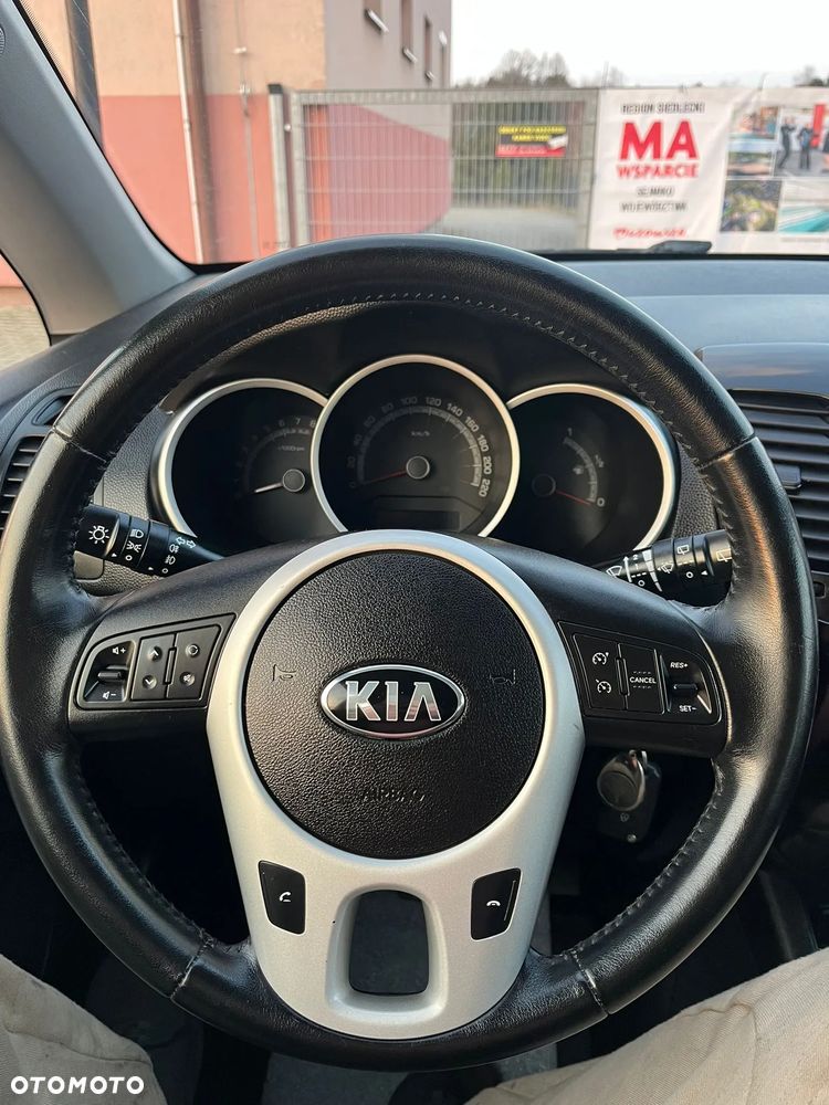 Kia Venga 1.6 CVVT Automatik Edition 7 - 17