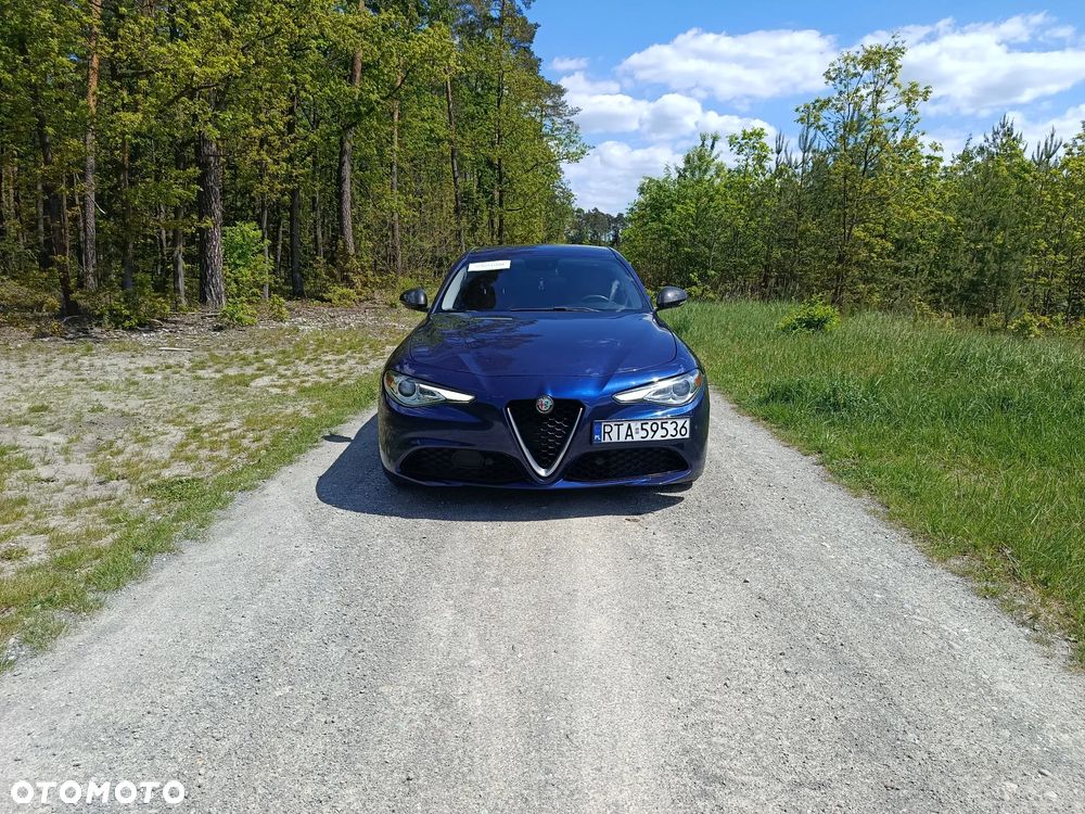 Alfa Romeo Giulia - 4