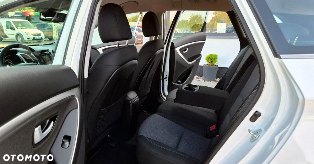 Hyundai i30 - 25