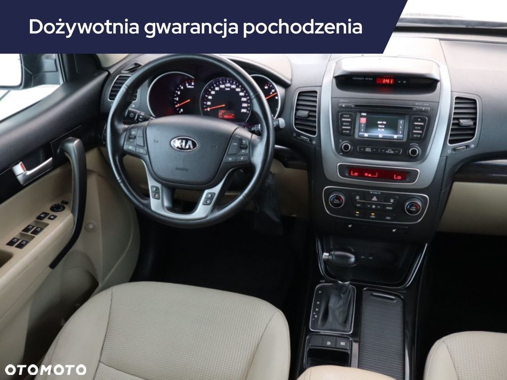 Kia Sorento - 9