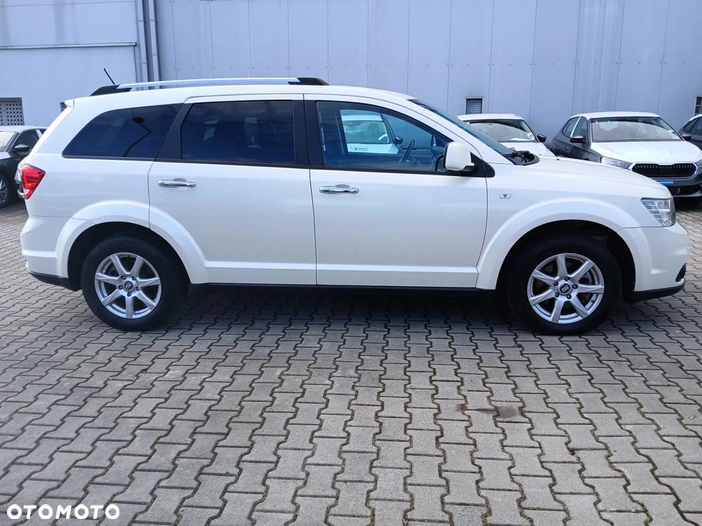 Fiat Freemont 2.0 Multijet 16V DPF Automatik Allrad Lounge - 4