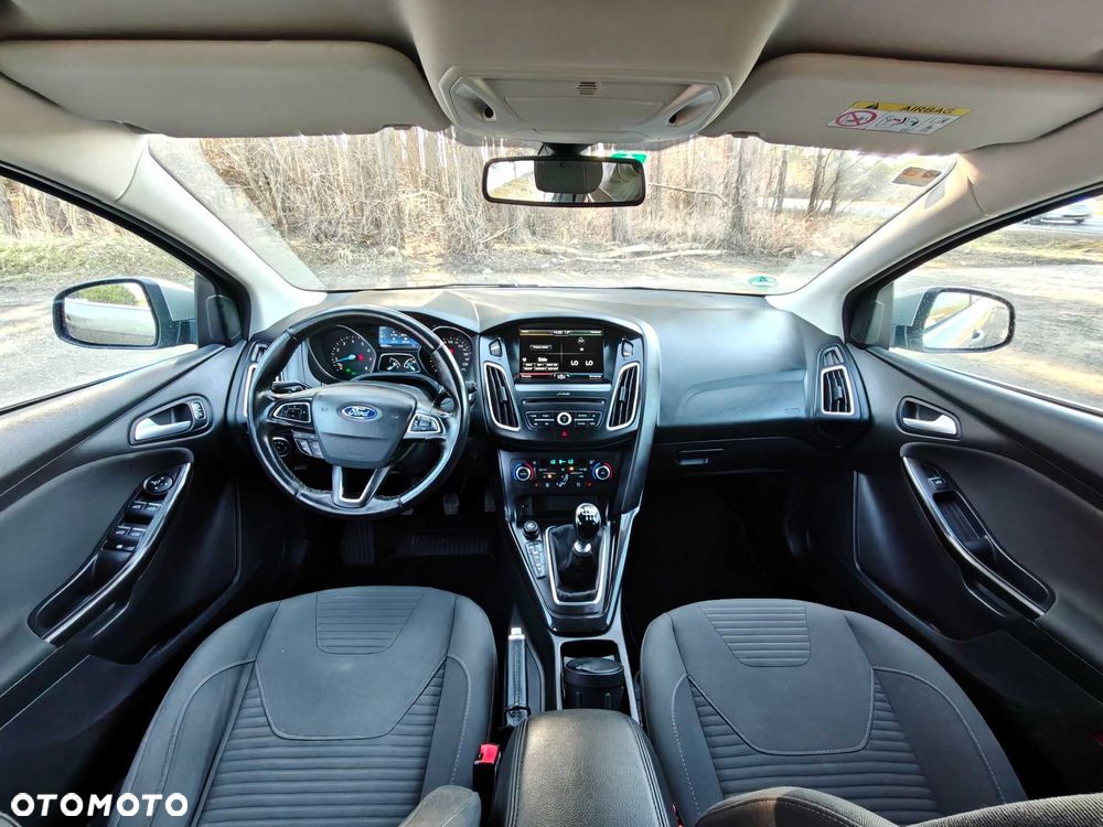Ford Focus - 7