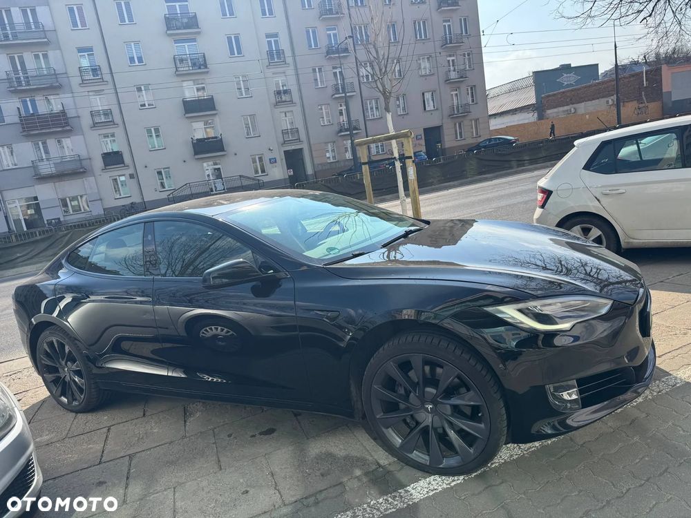 Tesla Model S Long Range Plus - 3