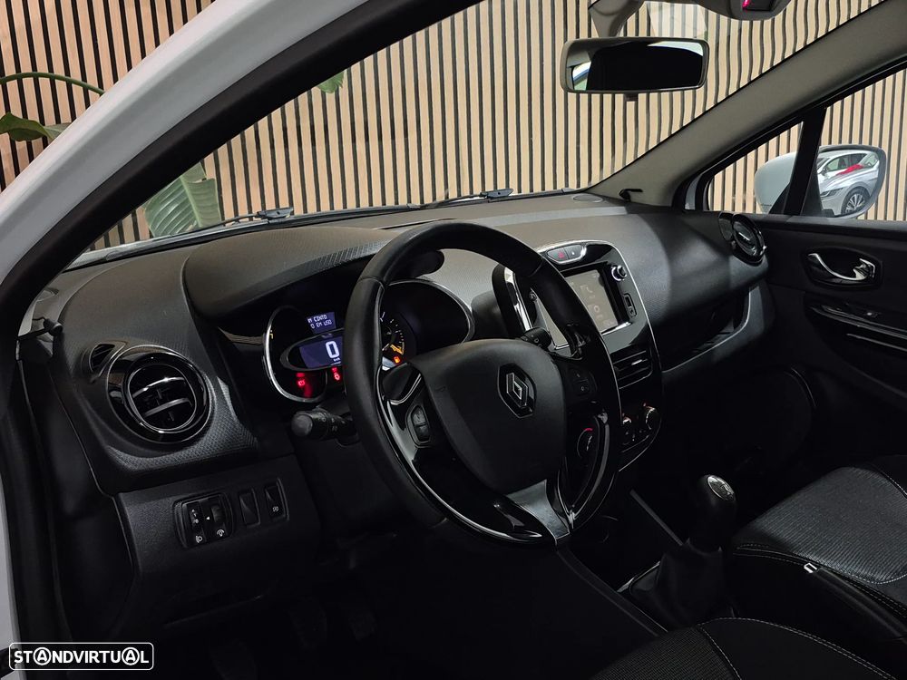 Renault Clio Sport Tourer 0.9 TCE Dynamique S - 11