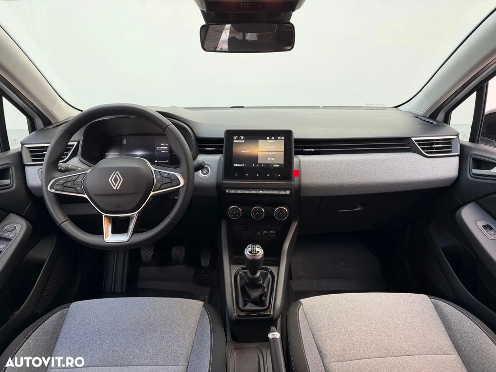 Renault Clio - 5