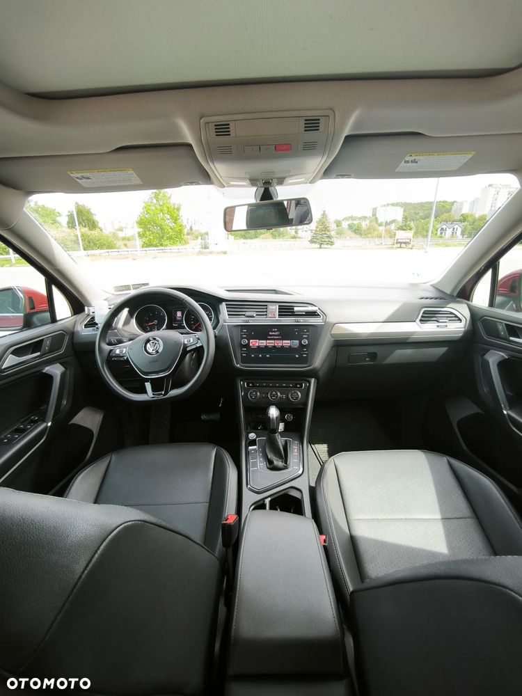 Volkswagen Tiguan - 32