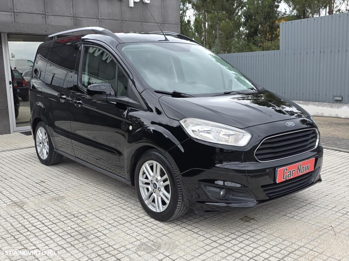 Ford Tourneo Courier 1.0 EcoBoost Titanium - 4
