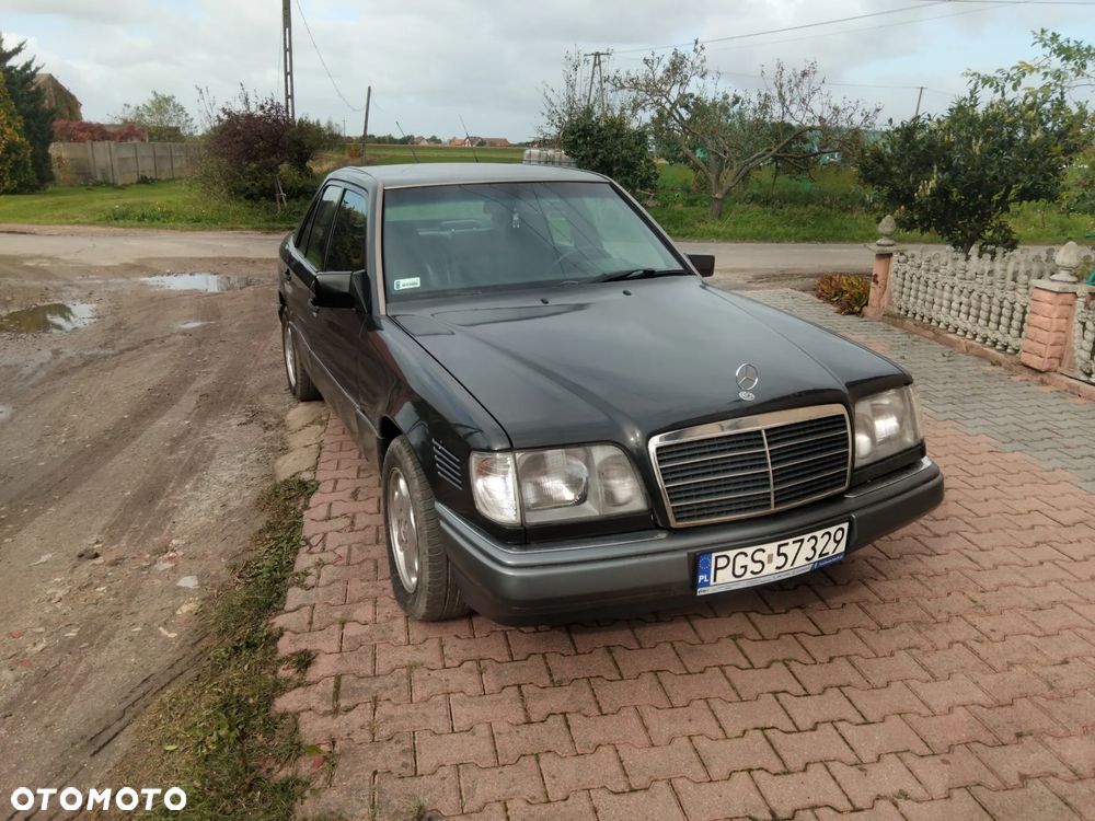 Mercedes-Benz Klasa E - 2