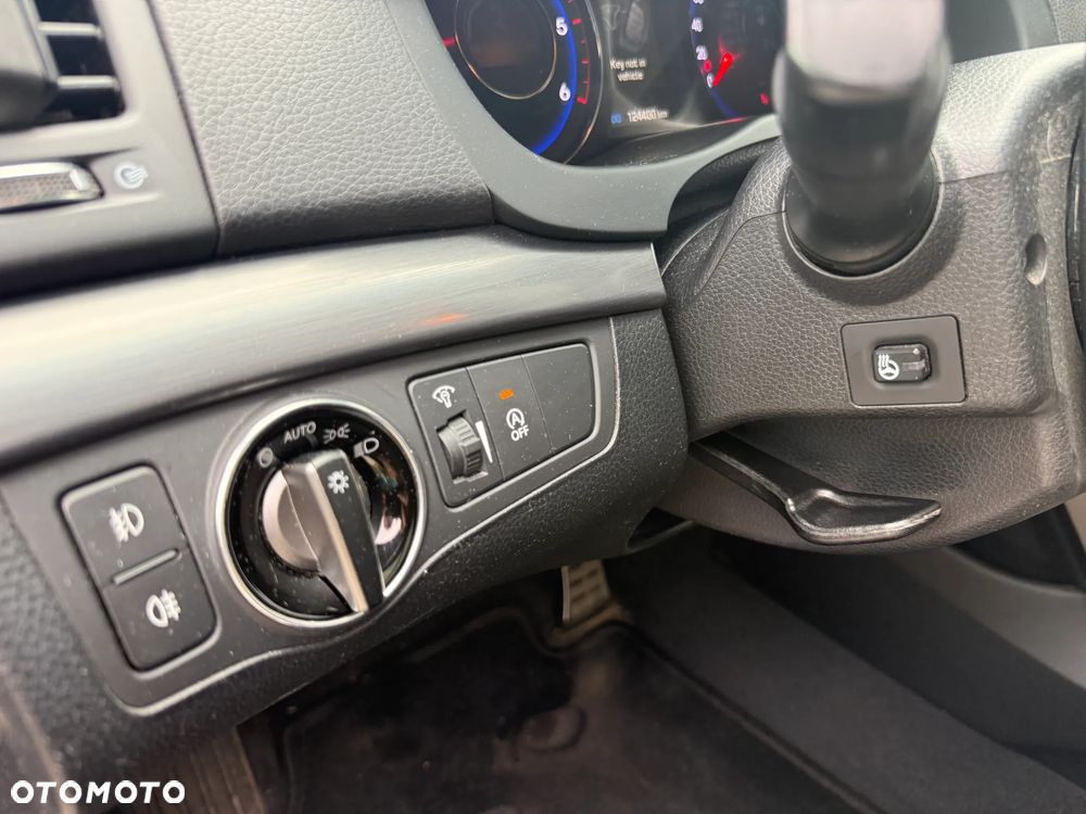 Hyundai i40 Kombi blue 1.7 CRDi Style - 11