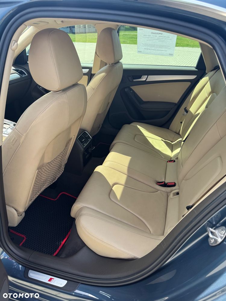 Audi A4 Limousine - 15