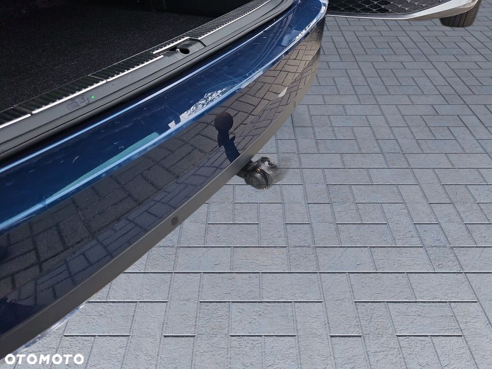 Skoda Superb 2.0 TDI DSG L&K - 38