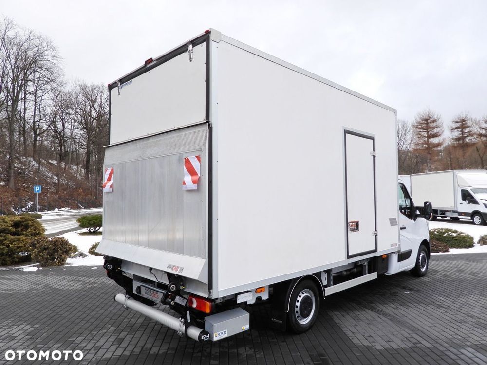 Renault MASTER KONTENER WINDA 8 PALET TEMPOMAT NAWIGACJA LEDY KLIMATYZACJA  165KM - 4