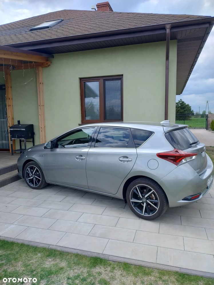 Toyota Auris - 12