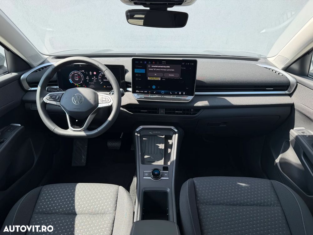 Volkswagen T-Roc 1.5 eTSI 115 CP DSG MHEV Life - 24