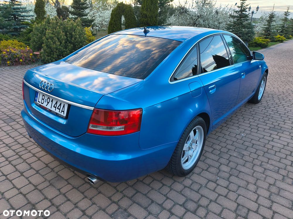 Audi A6 Limousine 2.4 - 5
