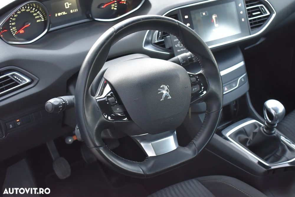 Peugeot 308 - 14