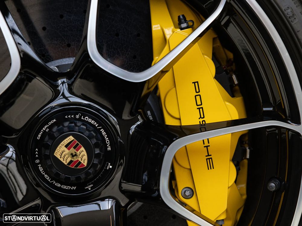 Porsche 911 (992) Turbo S PDK - 20