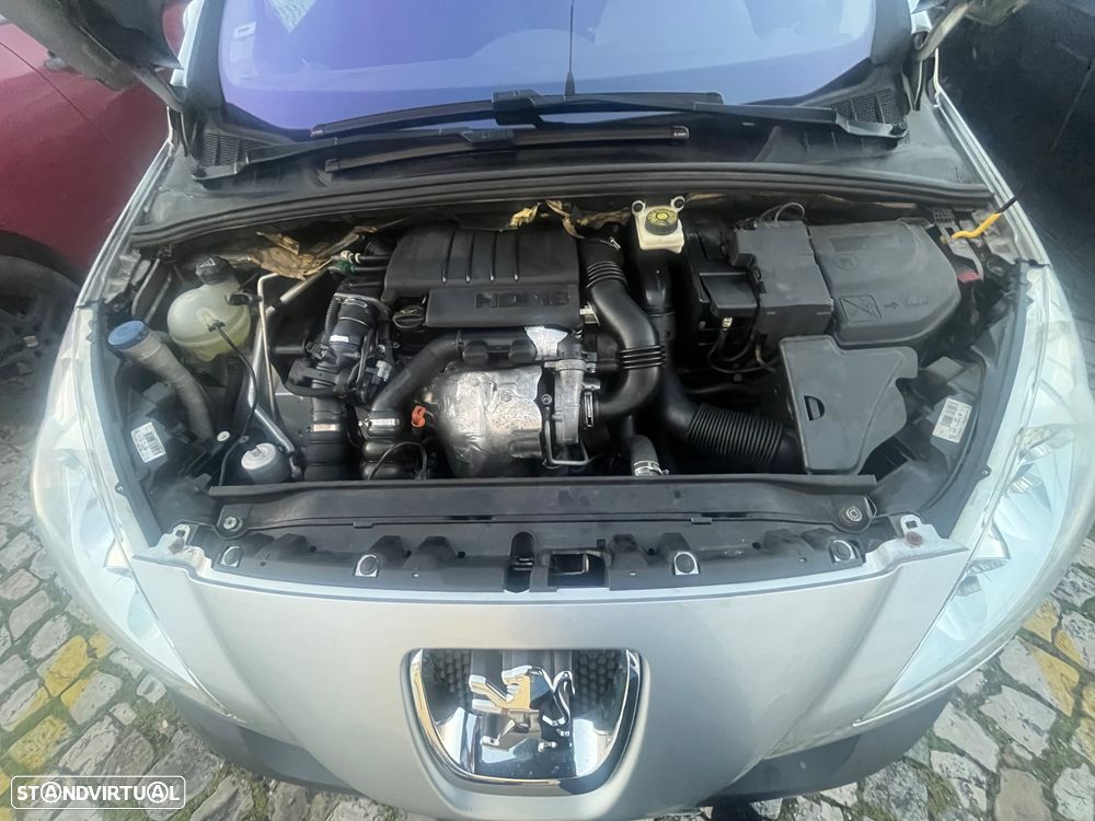 Peugeot 308 SW 1.6 HDi Executive CVM6 - 8