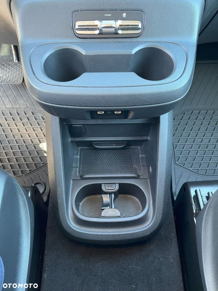 Mercedes-Benz Vito - 23