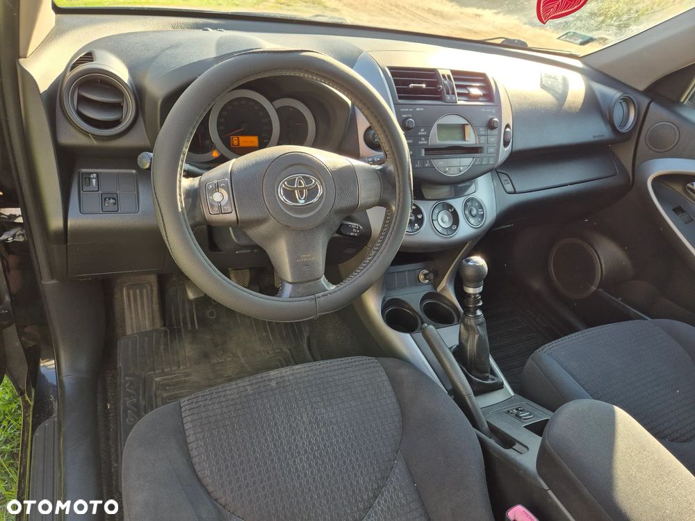 Toyota RAV4 2.2 D-4D Luna - 3