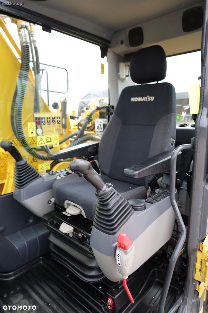 Komatsu PC210LC-11 - 18