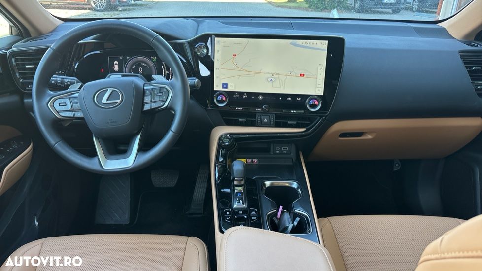 Lexus Seria NX 450h+ AWD CVT PHEV Executive - 8