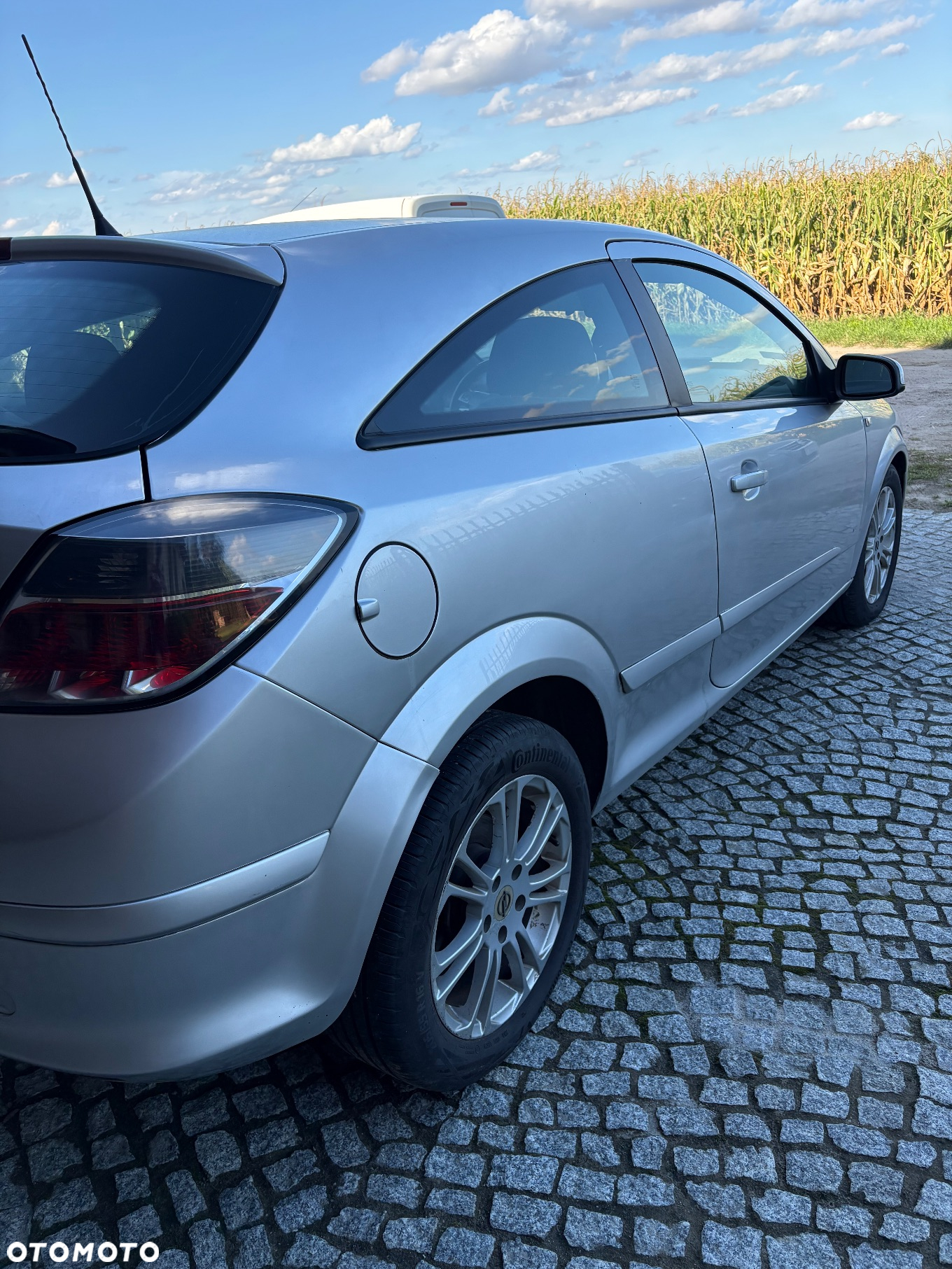 Opel Astra GTC 1.7 CDTI DPF - 5