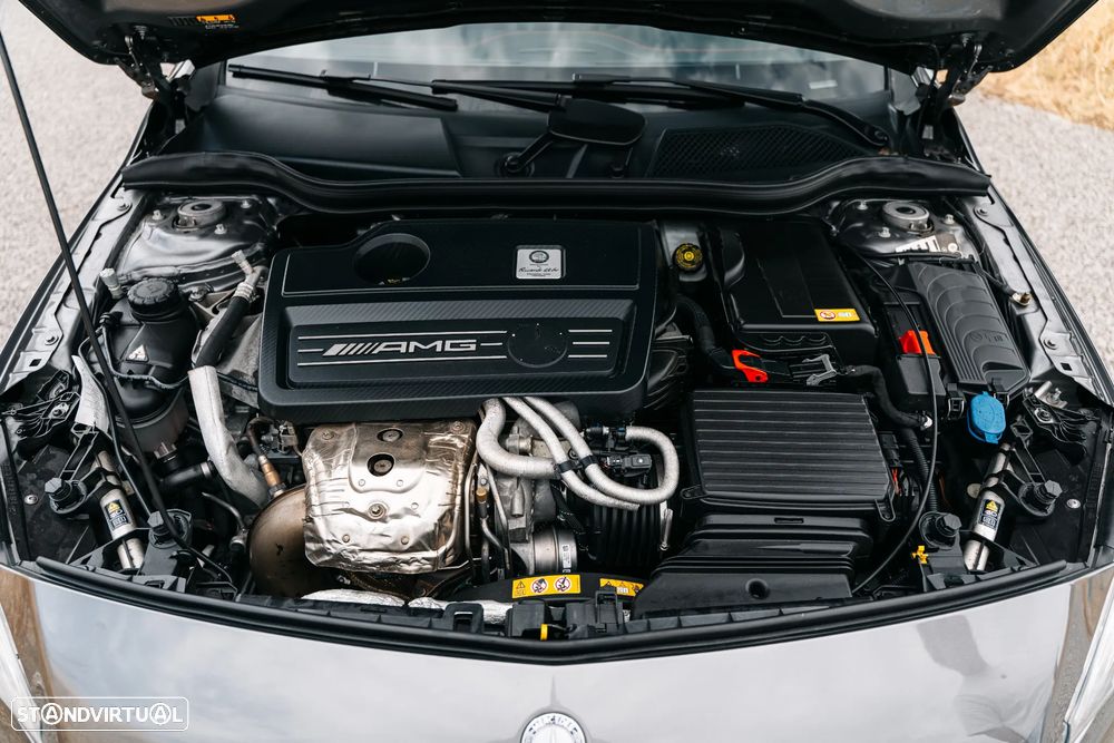 Mercedes-Benz A 45 AMG 4-Matic - 21