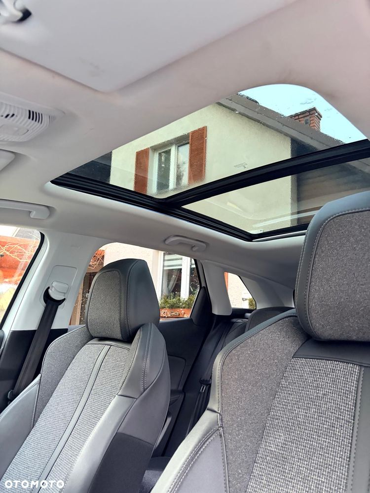 Peugeot 3008 2019 photo 2