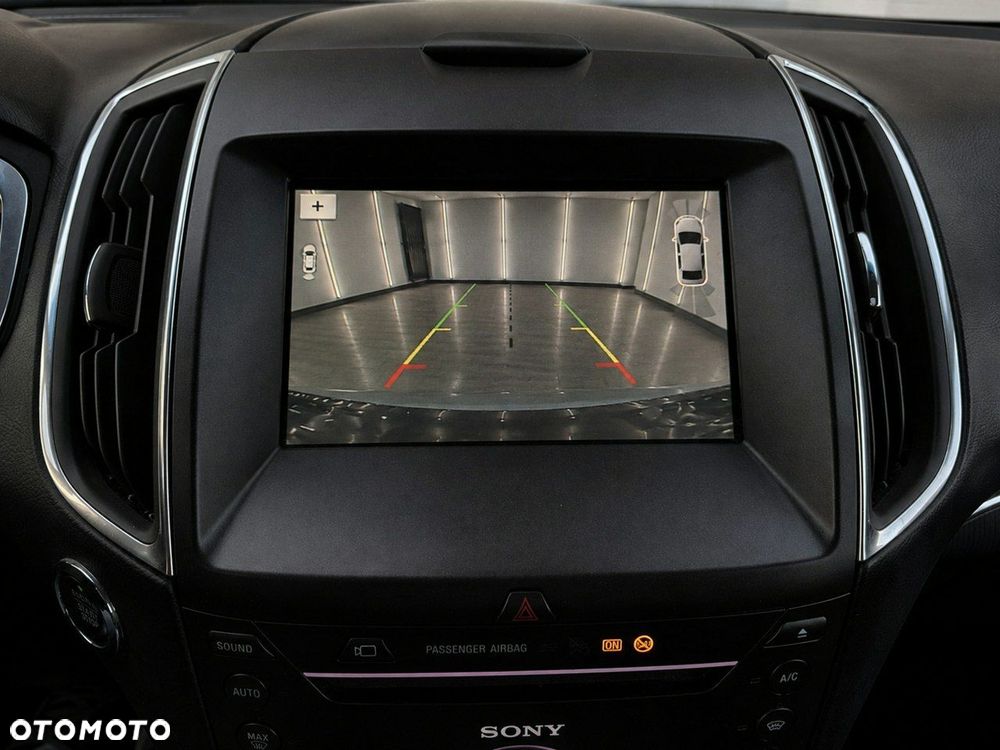 Ford Edge - 18