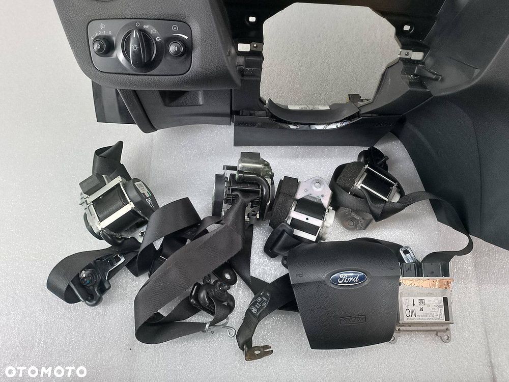 DESKA ROZDZIELCZA,KONSOLA PODUSZKI SENSOR PASY FORD MONDEO MK4 - 2