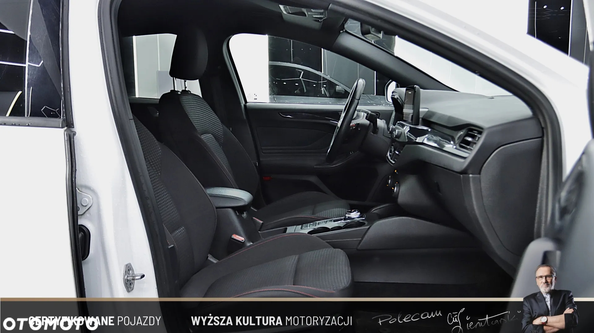 Ford Focus 1.5 EcoBoost ST-Line - 19
