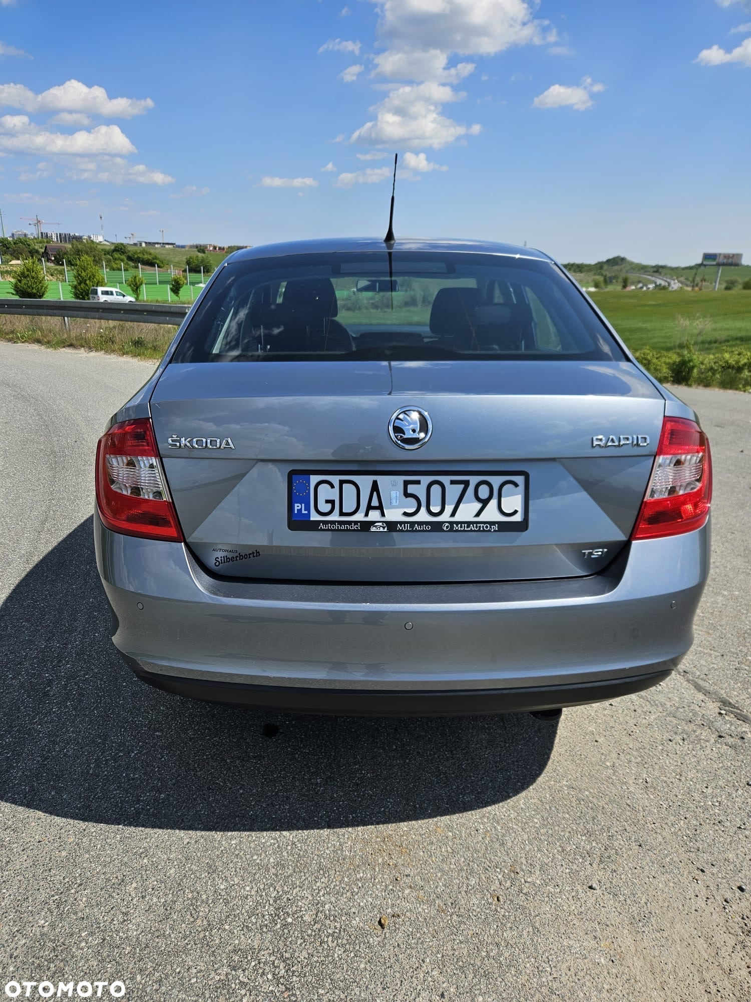 Skoda RAPID 1.2 TSI Active - 7