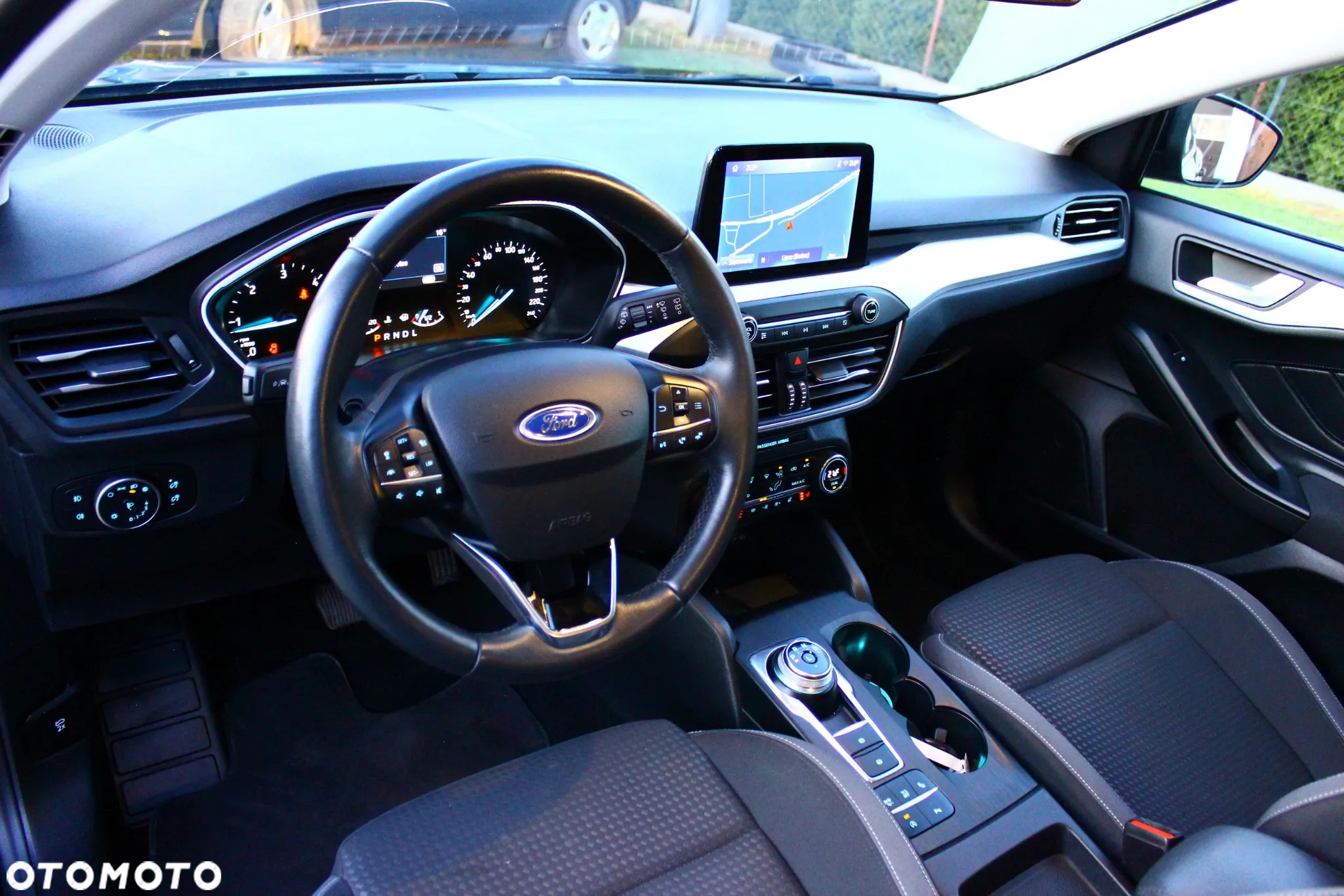 Ford Focus 1.5 EcoBlue Start-Stopp-System TITANIUM - 27