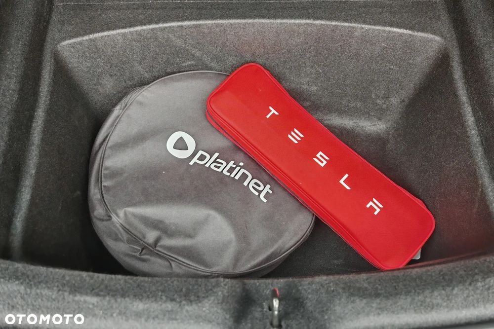 Tesla Model 3 Performance AWD - 13