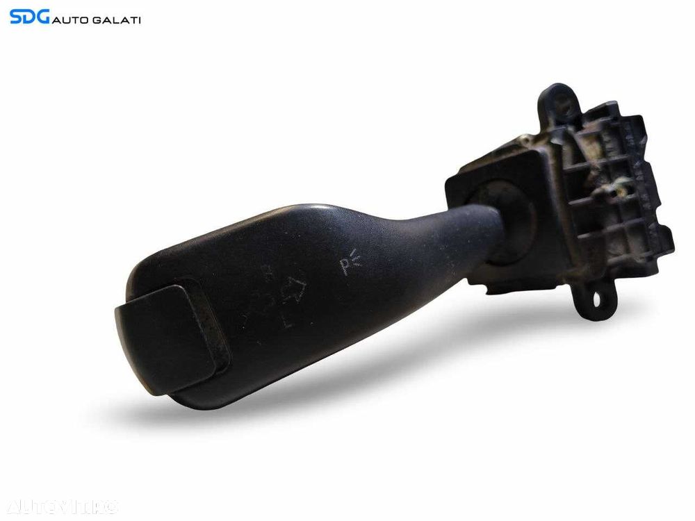 Maneta Semnalizare Bloc Lumini BMW Seria 5 E39 1995 - 2004 Cod 8363668 [LS0619] - 2