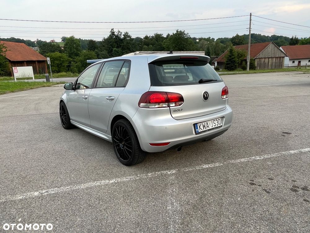 Volkswagen Golf 1.6 TDI DPF BlueMotion - 10