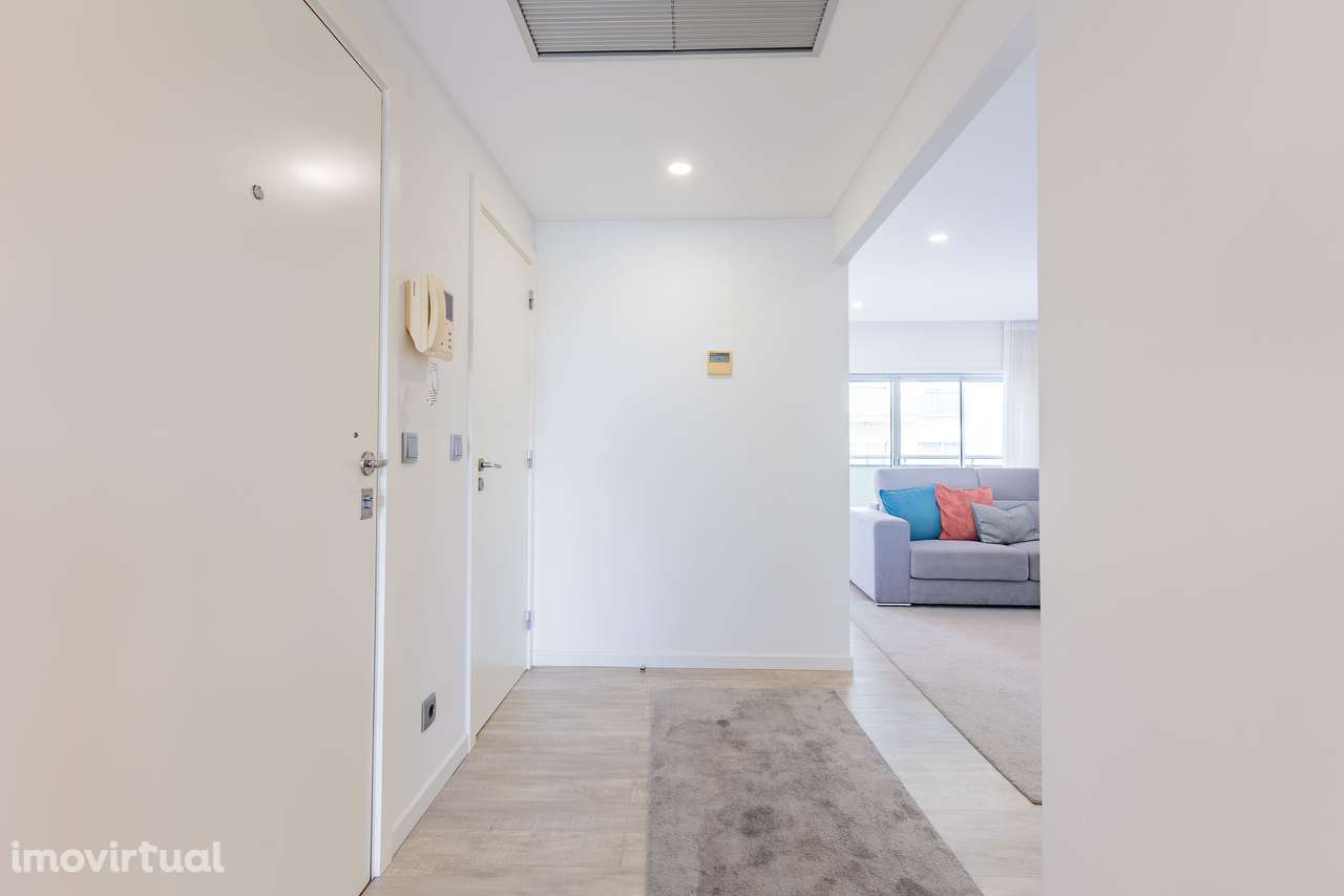 Apartamento T3 - Centro Ponta Delgada - Grande imagem: 2/46