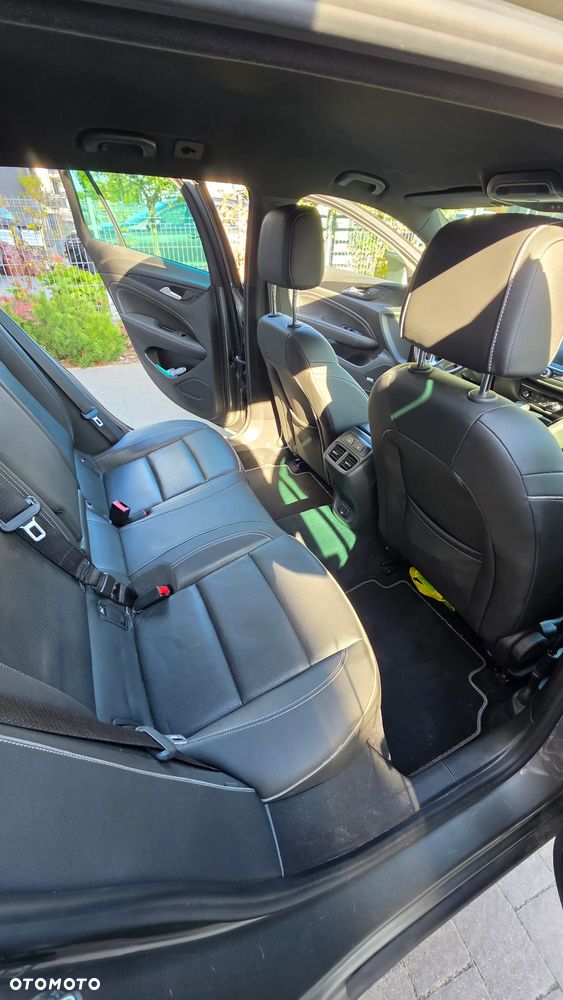 Opel Insignia 2.0 T 4x4 Innovation S&S - 8