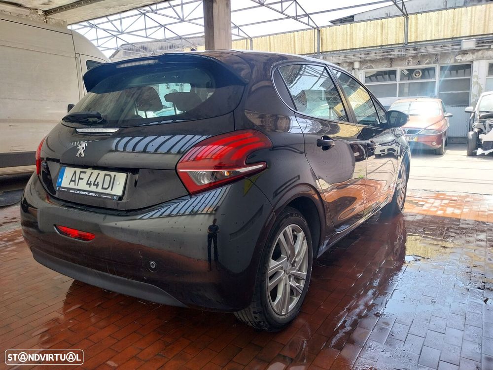Peugeot 208 1.2 PureTech Active - 16